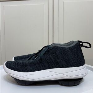 NWOB Apos Health Back Knee Hip Therapy Reduce Pain Osteoarthritis Shoes Sz 7